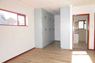 3 Bedroom Property for Sale in Heiderand Western Cape